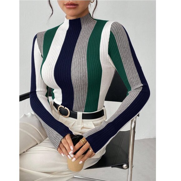 Round Neck Multi-Colored Sweater Medium - Picture 1 of 12